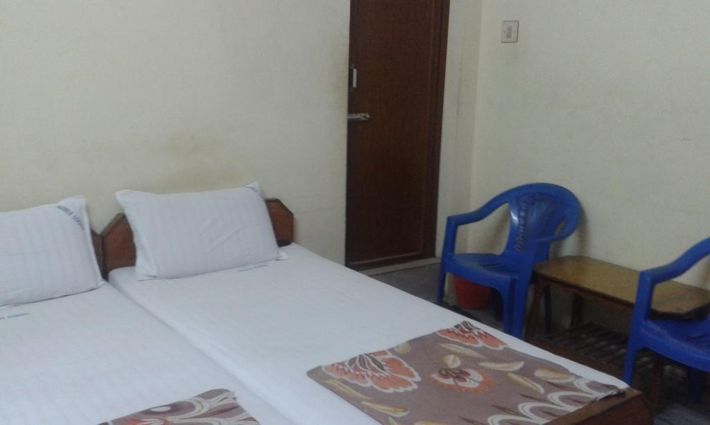 Noble Residency Hotel Tirupati Kamer foto