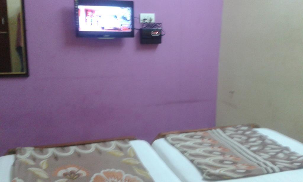 Noble Residency Hotel Tirupati Kamer foto